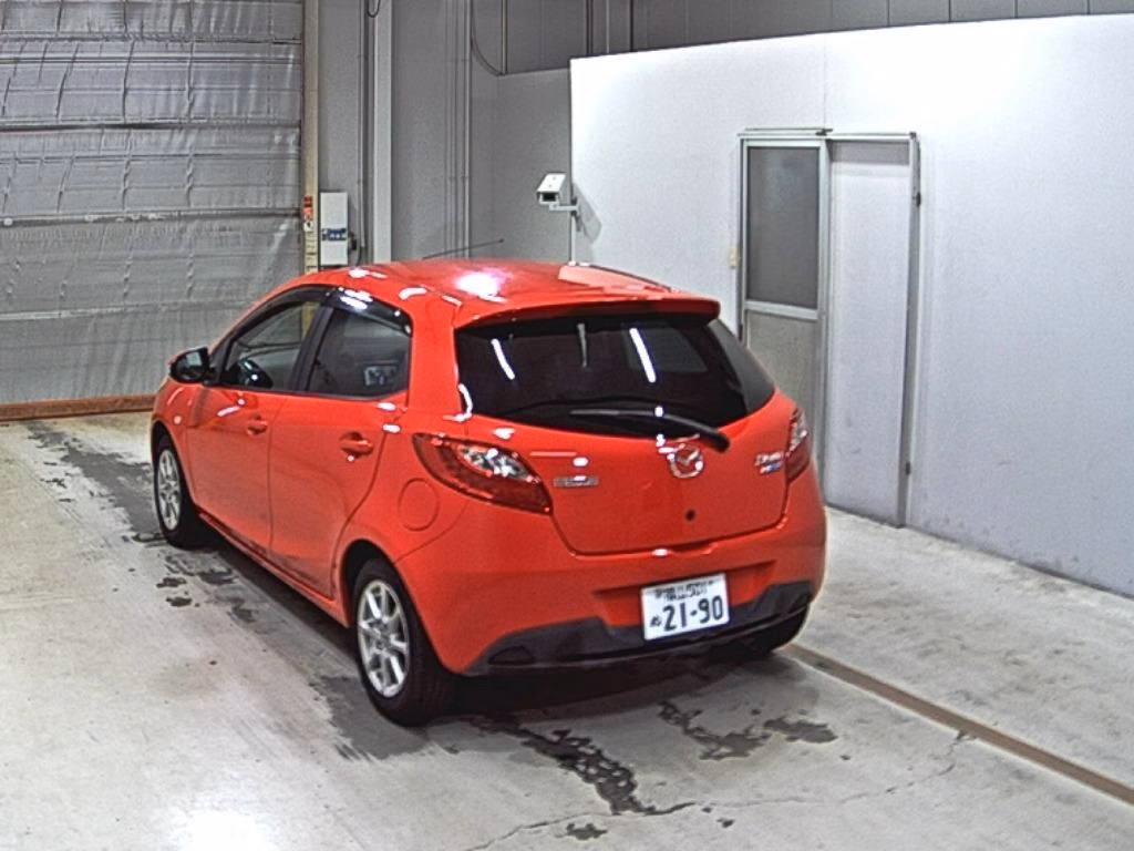 MAZDA DEMIO