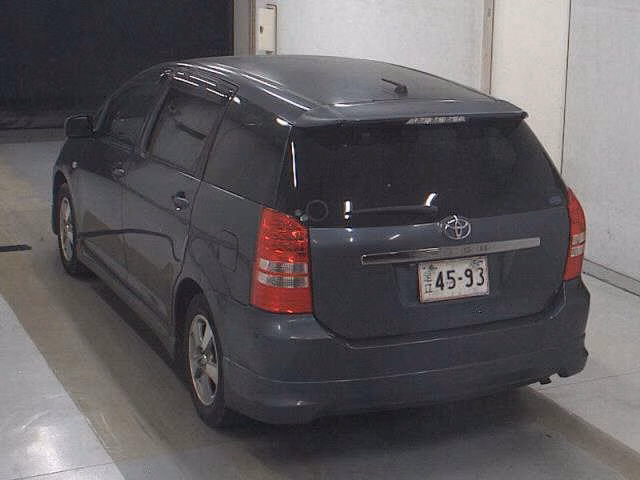 TOYOTA WISH