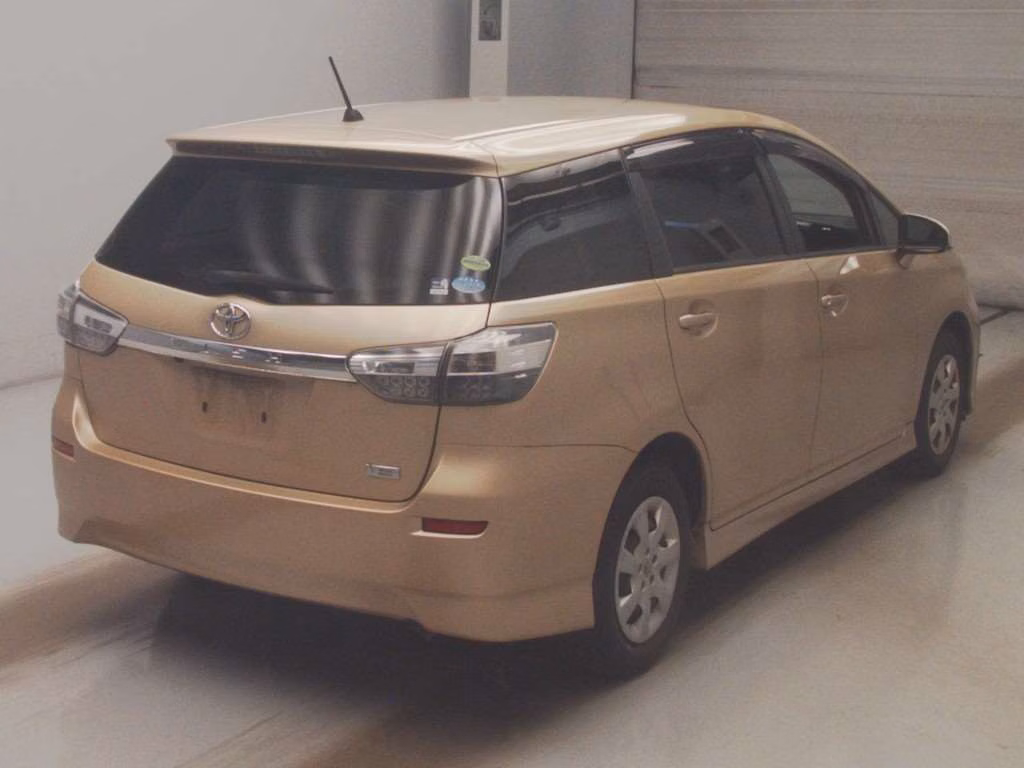 TOYOTA WISH