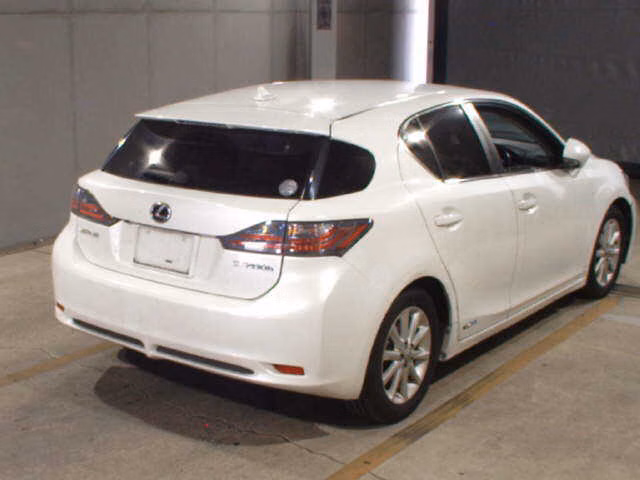 LEXUS CT200H