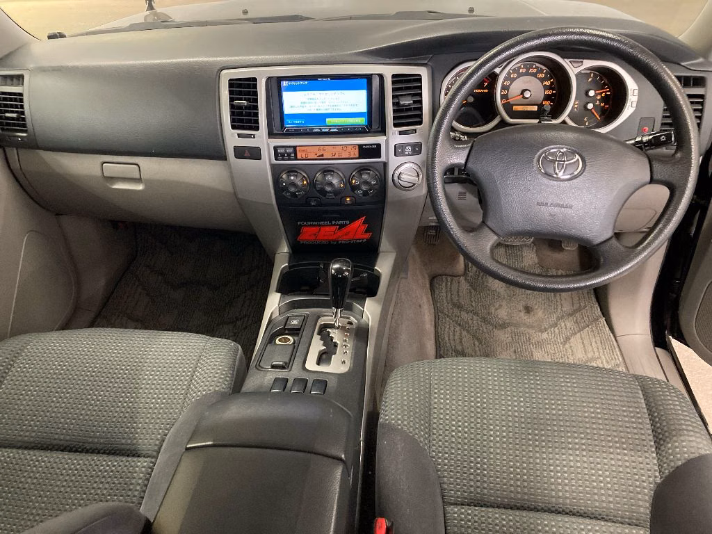 TOYOTA HILUX SURF