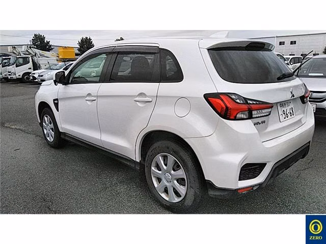 MITSUBISHI RVR