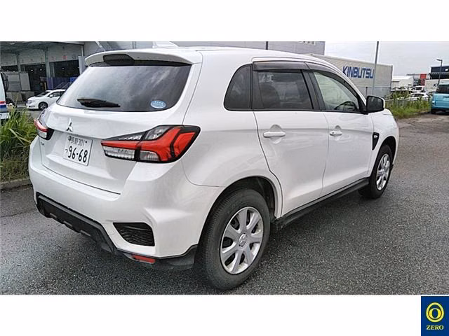 MITSUBISHI RVR
