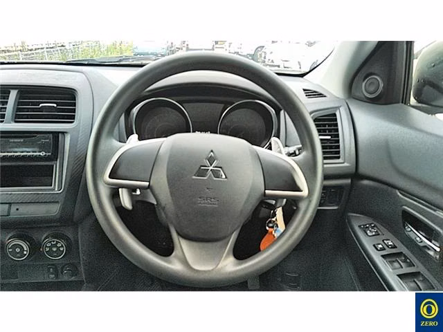 MITSUBISHI RVR