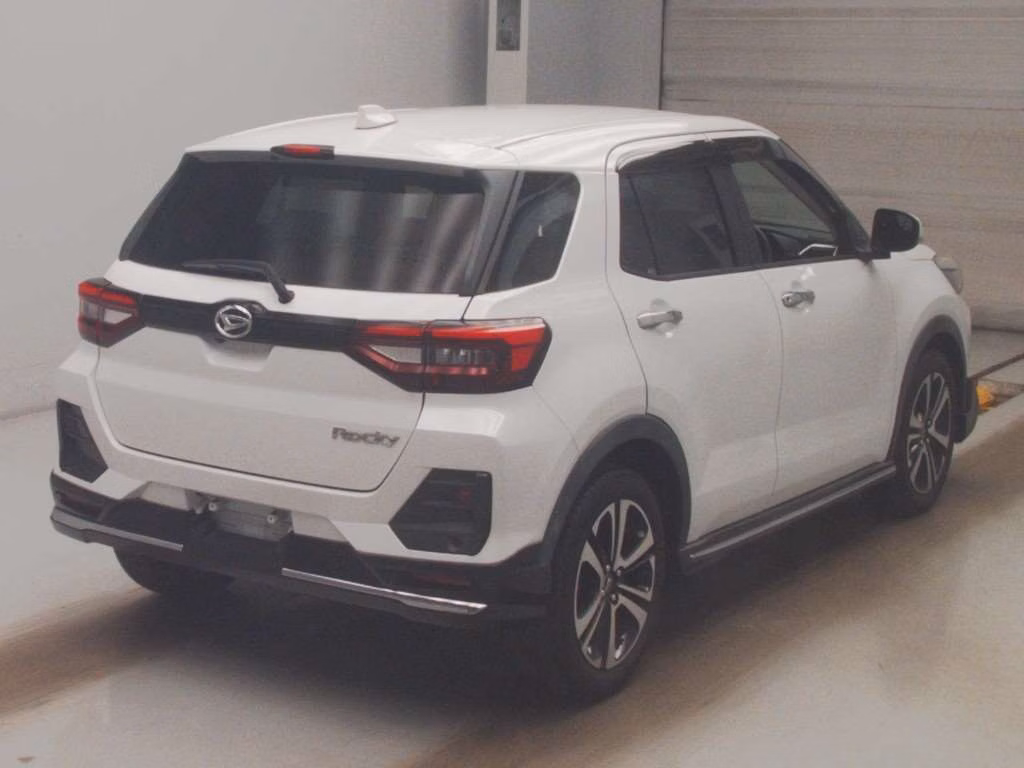 DAIHATSU ROCKY