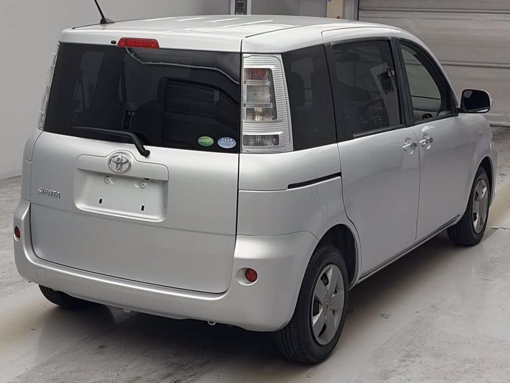 TOYOTA SIENTA