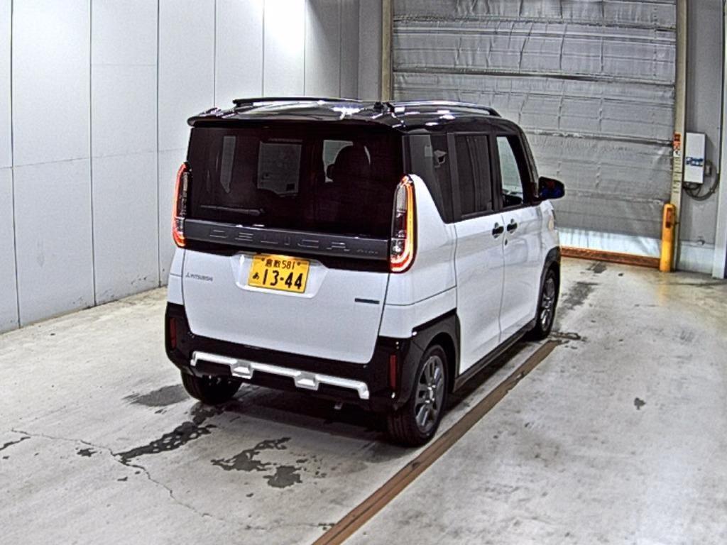 MITSUBISHI DELICA MINI