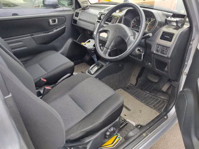 MITSUBISHI PAJERO MINI