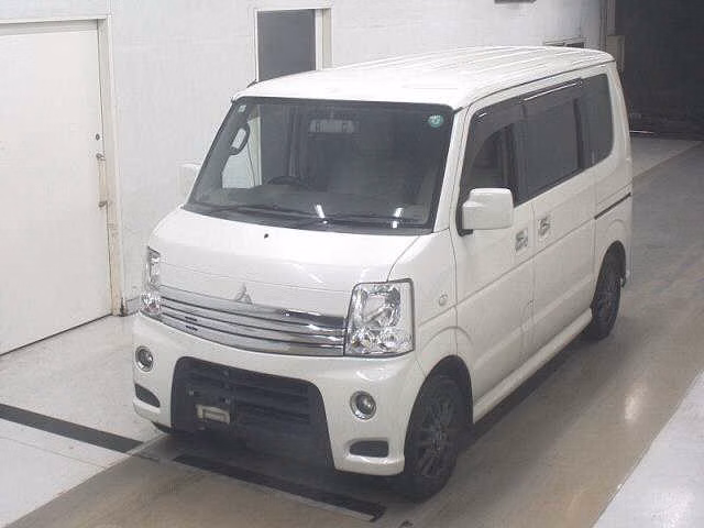 MITSUBISHI TOWN BOX