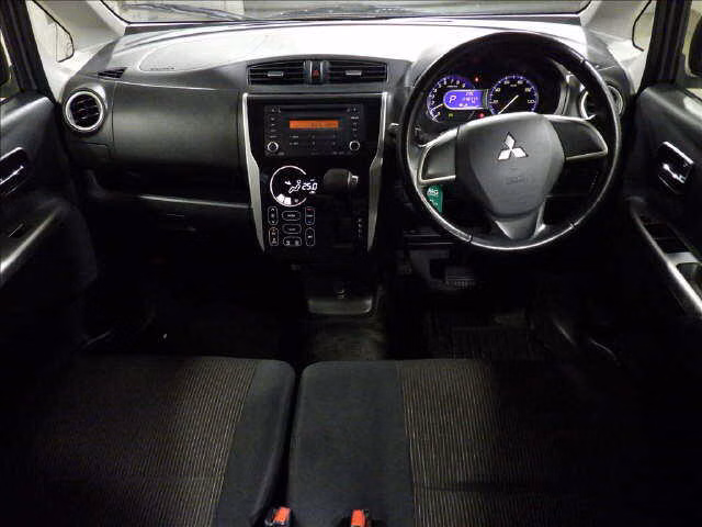 MITSUBISHI EK CUSTOM
