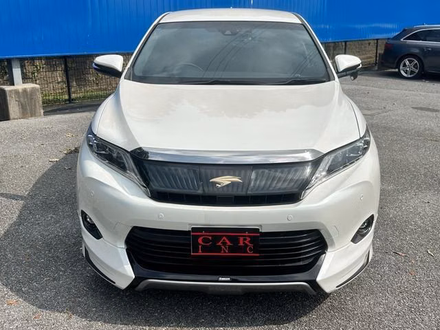 TOYOTA HARRIER