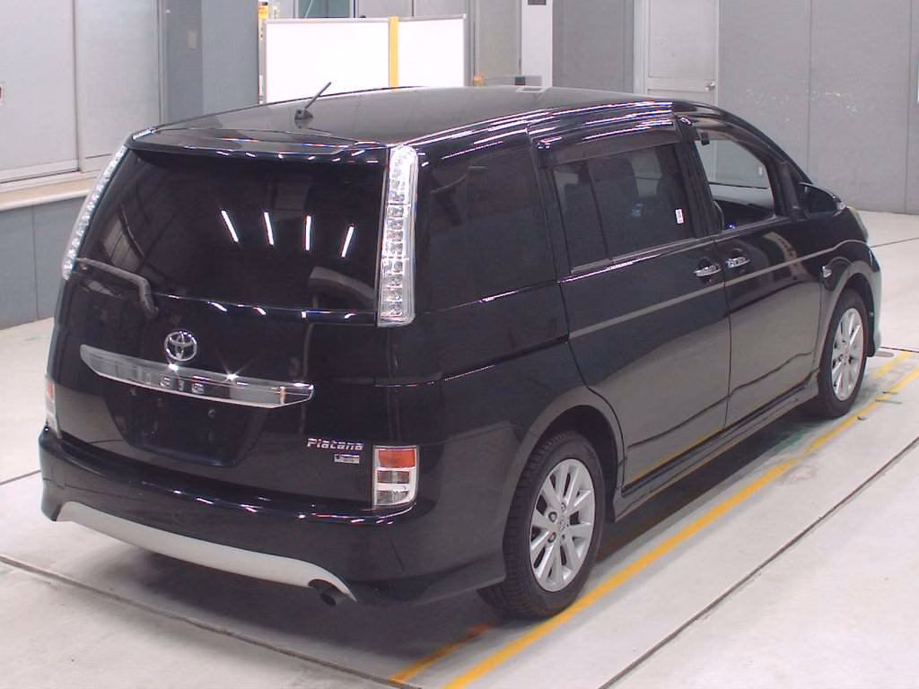 TOYOTA ISIS