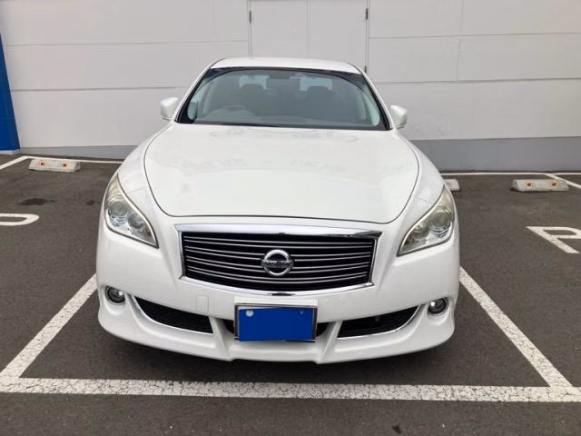 NISSAN FUGA