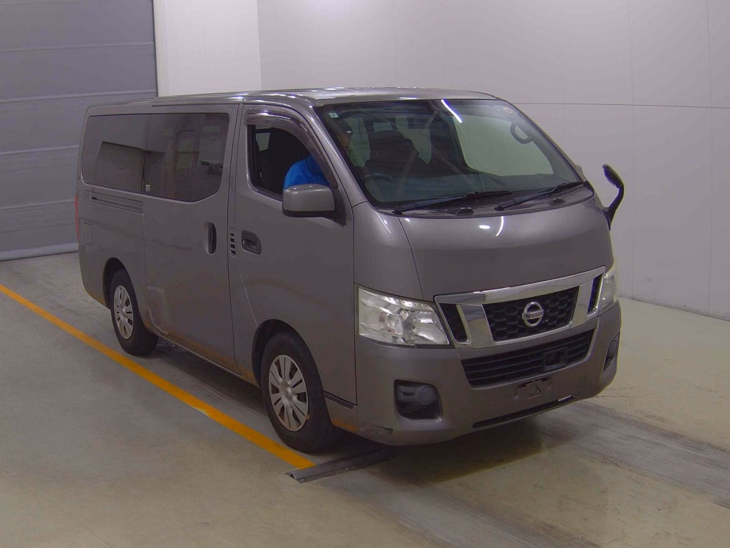 NISSAN NV350 CARAVAN