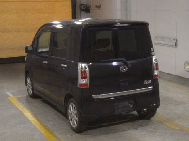DAIHATSU TANTO EXE