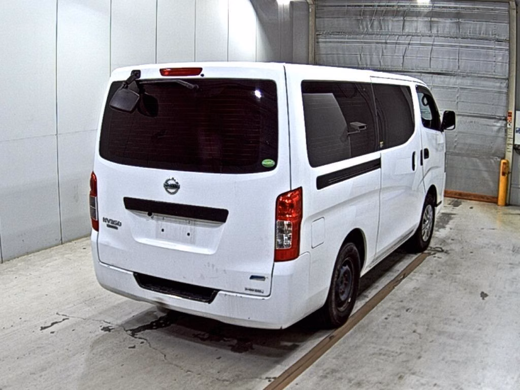 NISSAN NV350 CARAVAN