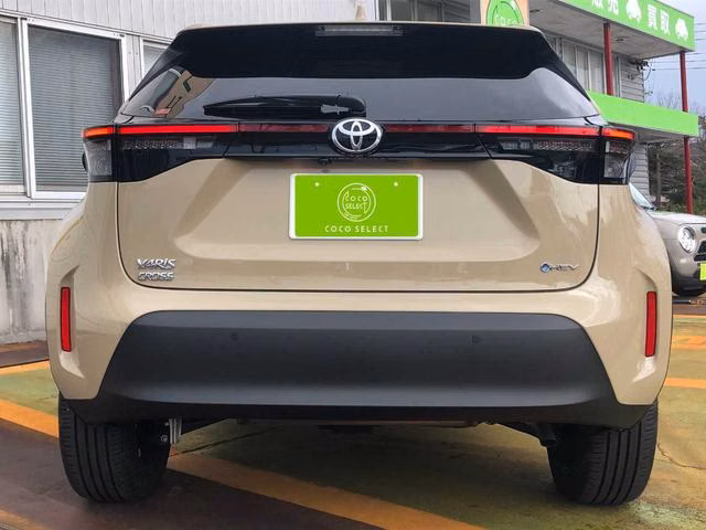 TOYOTA YARIS CROSS