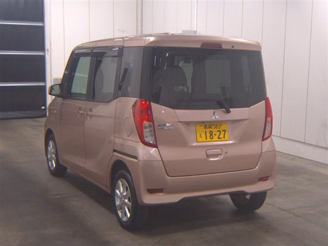 MITSUBISHI EK SPACE