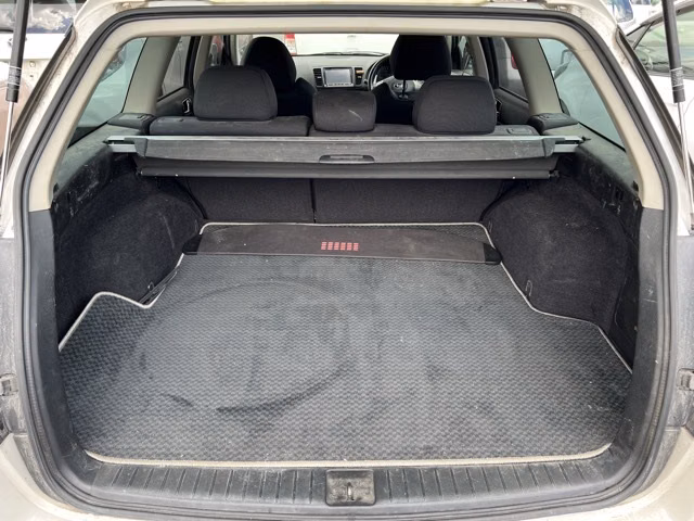 SUBARU LEGACY