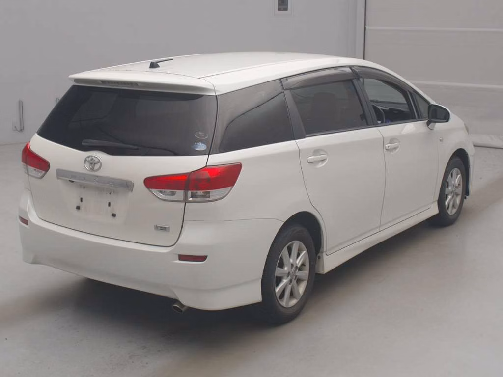 TOYOTA WISH