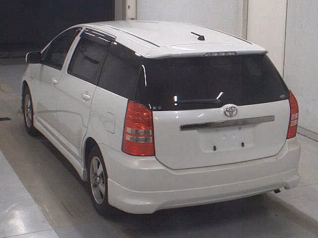 TOYOTA WISH