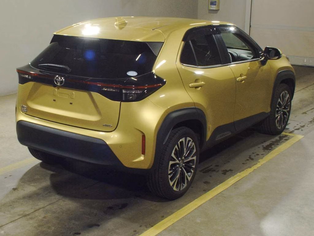 TOYOTA YARIS CROSS