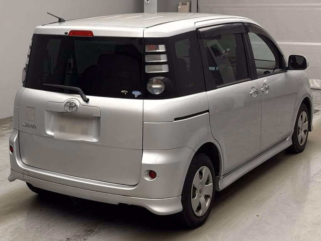 TOYOTA SIENTA