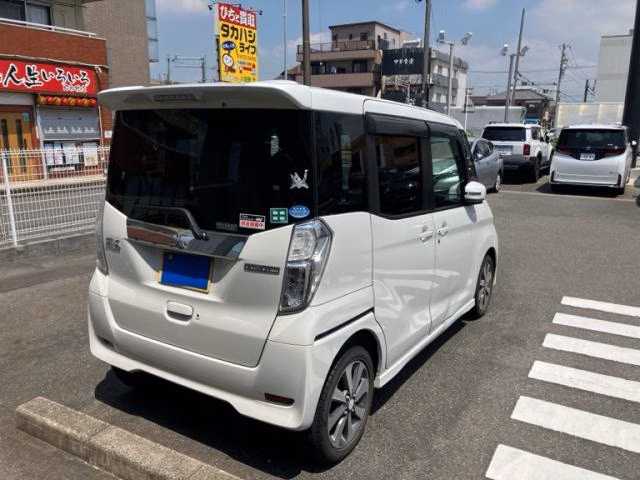 MITSUBISHI EK SPACE