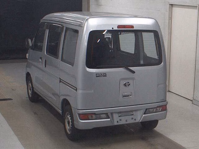 TOYOTA PIXIS VAN
