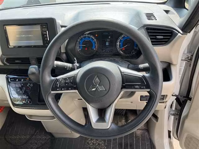MITSUBISHI EK SPACE