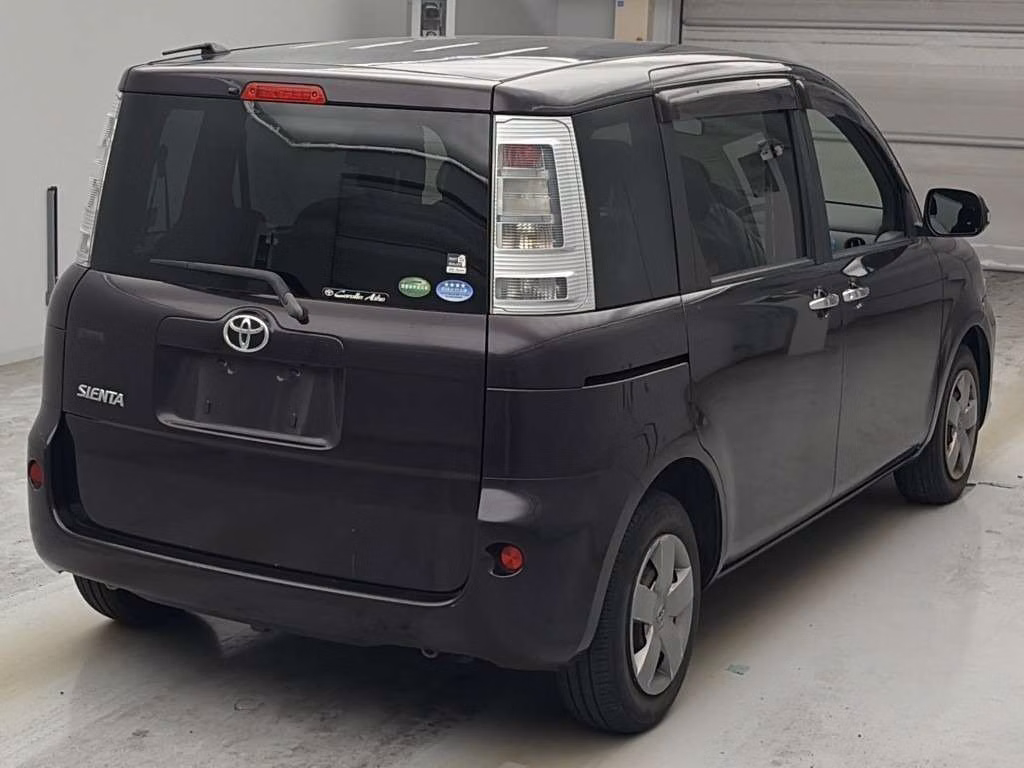 TOYOTA SIENTA