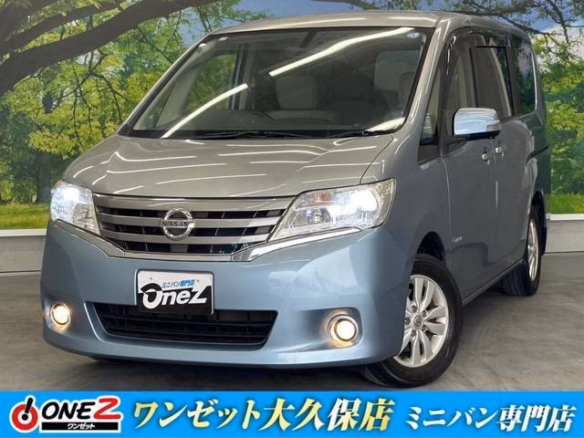NISSAN SERENA