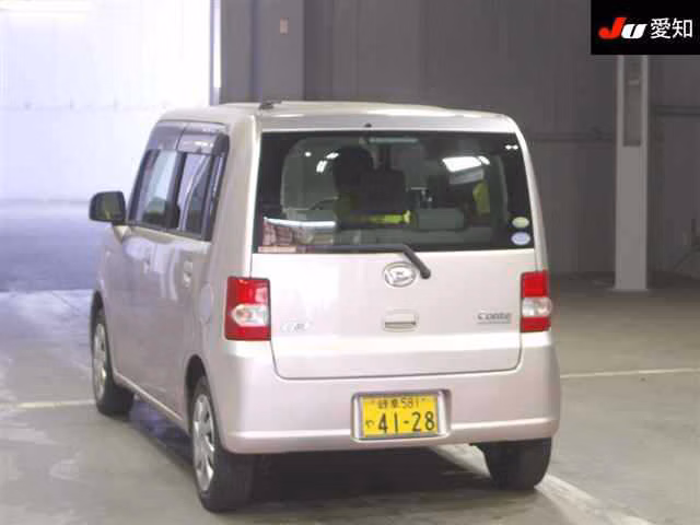 DAIHATSU MOVE CONTE
