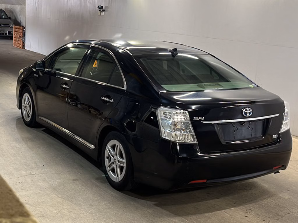 TOYOTA SAI