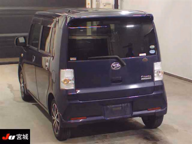 DAIHATSU MOVE CONTE