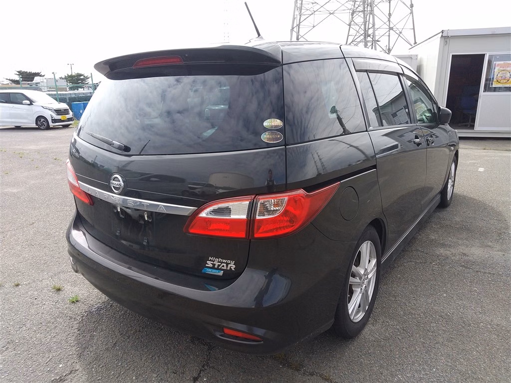 NISSAN LAFESTA