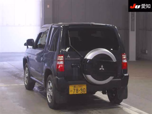 MITSUBISHI PAJERO MINI