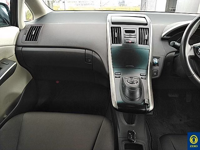 TOYOTA SAI