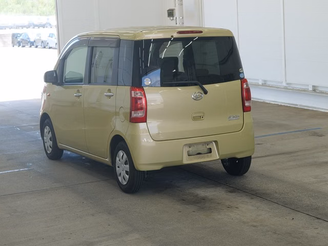 DAIHATSU TANTO EXE