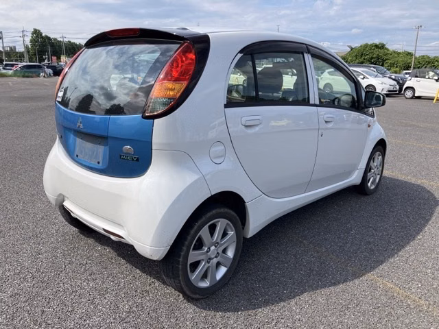 MITSUBISHI I-MIEV