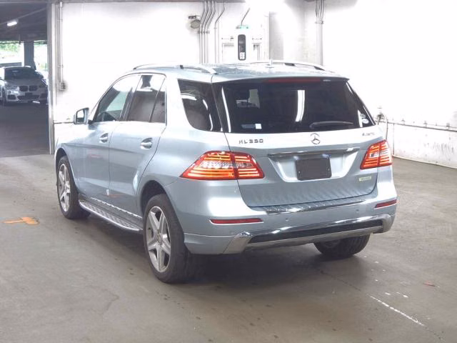 MERCEDES-BENZ M-CLASS