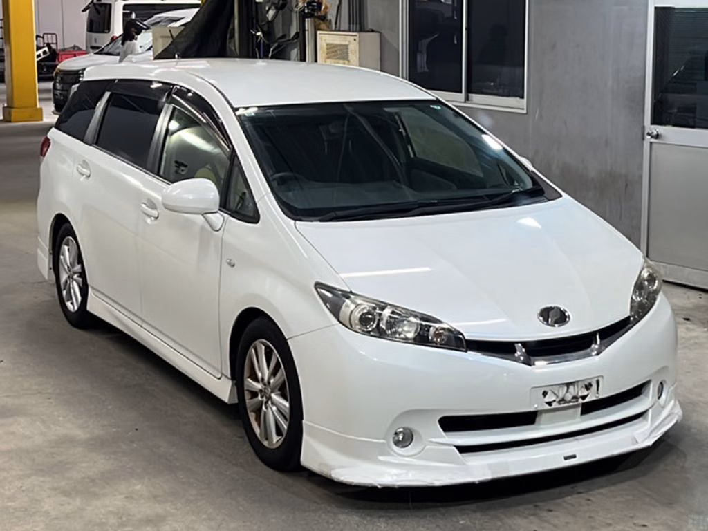 TOYOTA WISH