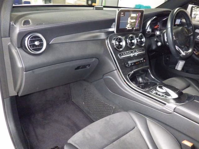 MERCEDES-BENZ GLC-CLASS