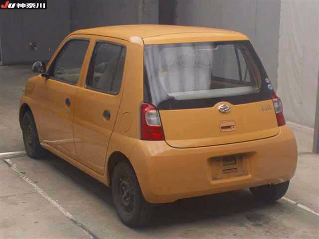DAIHATSU ESSE