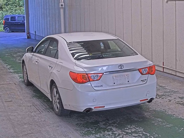 TOYOTA MARK X