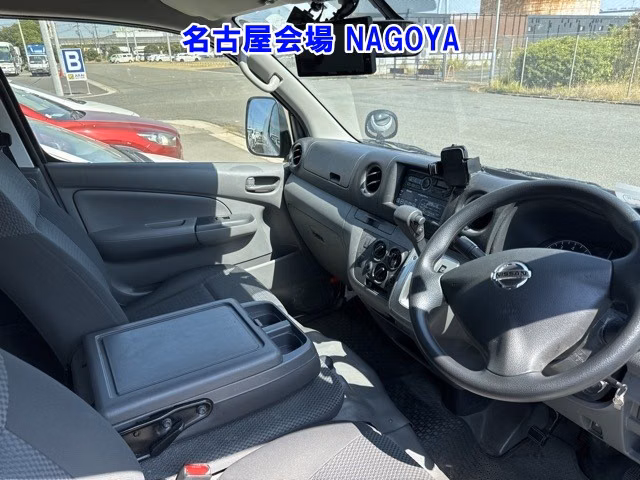 NISSAN NV350 CARAVAN
