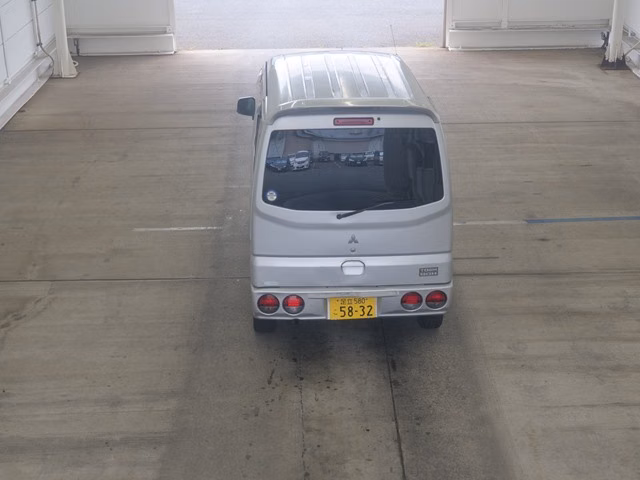 MITSUBISHI TOWN BOX