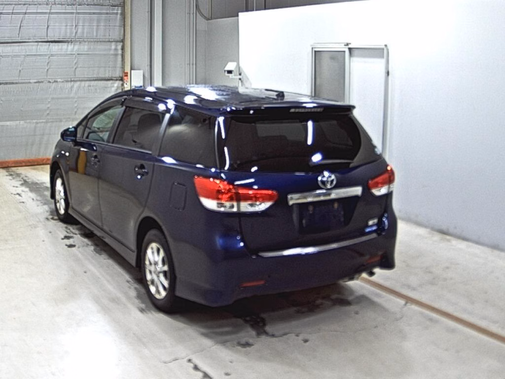 TOYOTA WISH