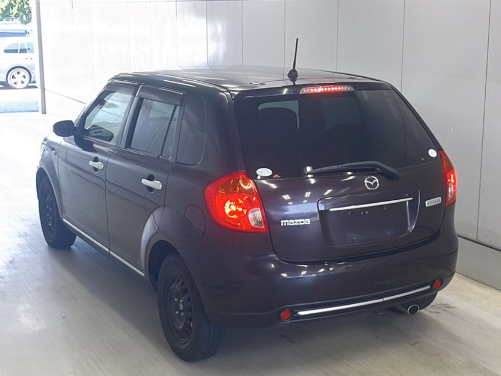 MAZDA VERISA