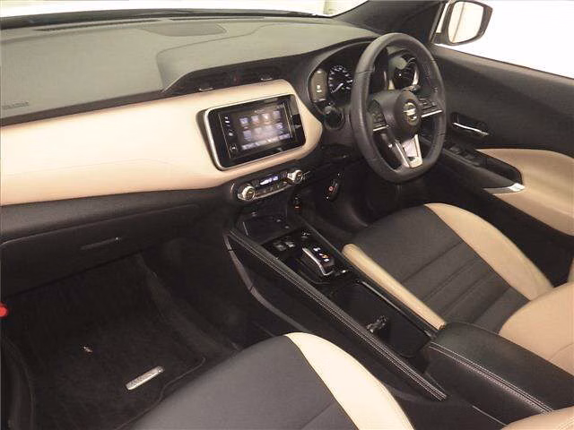 NISSAN KICKS